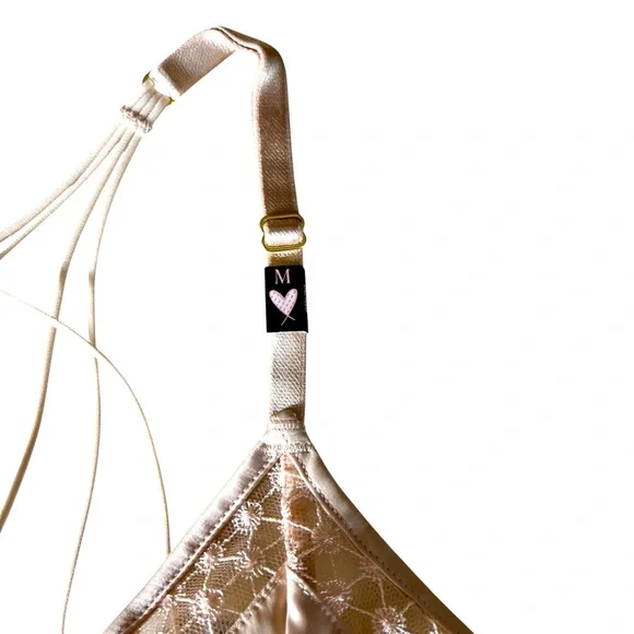 2019 Victoria’s Secret Luxe Lingerie Starburst Longline Triangle Bra Size Medium - Picture 5 of 7